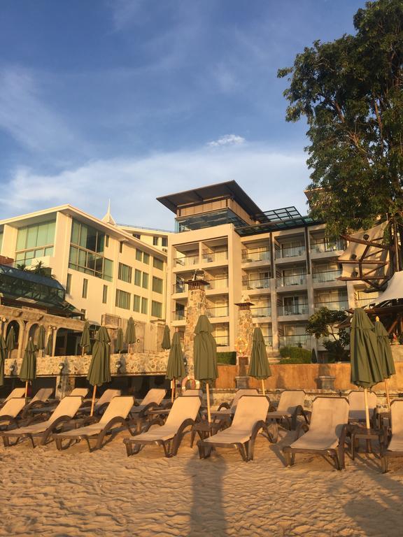 Club Royal suites Pattaya Zewnętrze zdjęcie