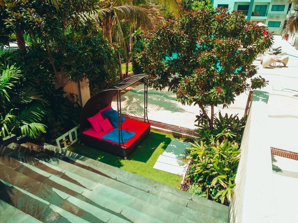 Club Royal suites Pattaya Zewnętrze zdjęcie