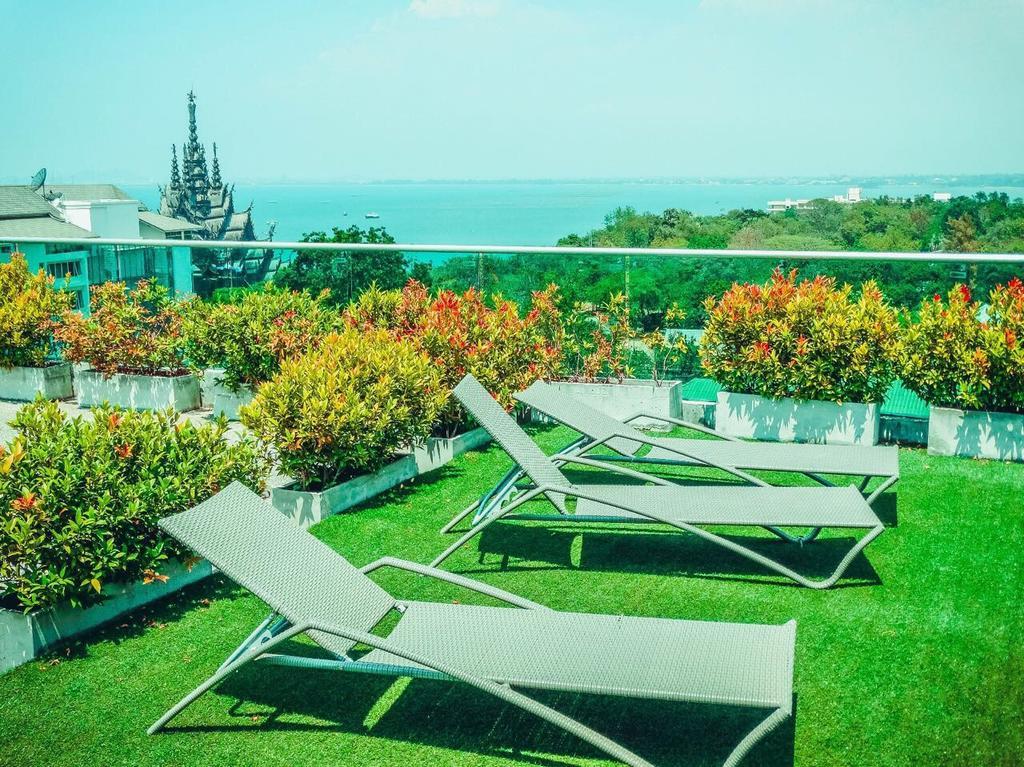 Club Royal suites Pattaya Zewnętrze zdjęcie
