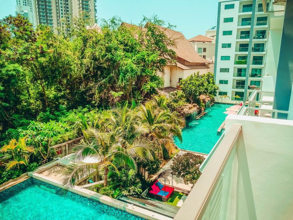 Club Royal suites Pattaya Zewnętrze zdjęcie