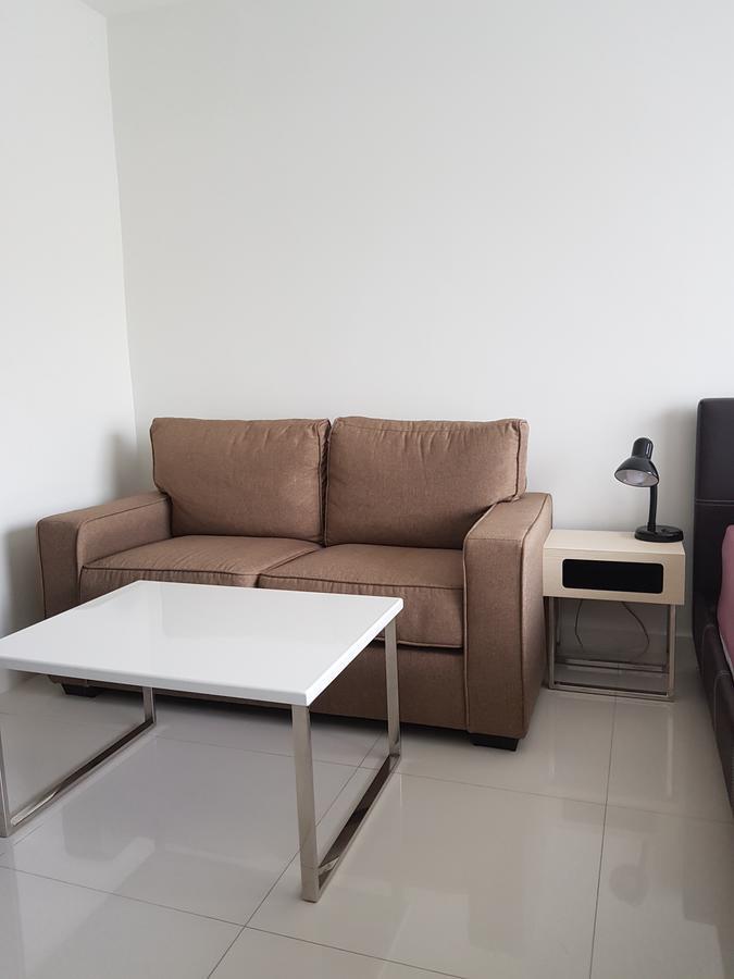 Club Royal suites Pattaya Zewnętrze zdjęcie