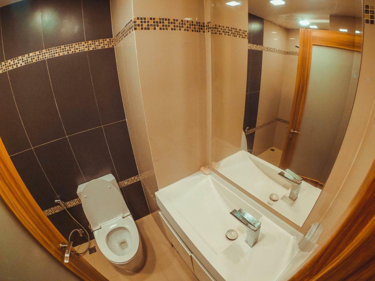 Club Royal suites Pattaya Zewnętrze zdjęcie
